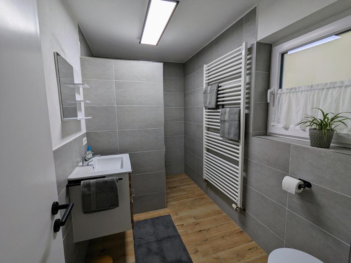 Ferienwohnung Am Alenberg Münsingen المظهر الخارجي الصورة